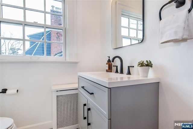 25 Melrose Place, Montclair, NJ 07042