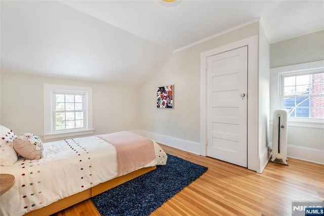 25 Melrose Place, Montclair, NJ 07042