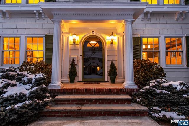 25 Melrose Place, Montclair, NJ 07042