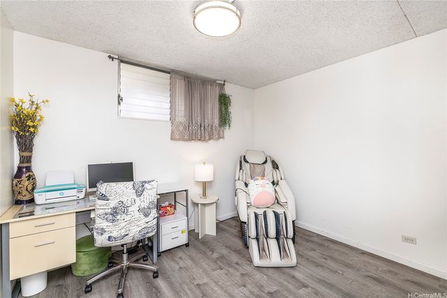 469 Ena Road 2905, Honolulu, HI 96815