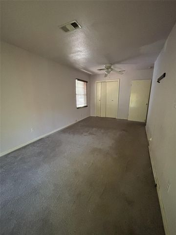6159 Lyndhurst Drive, Houston, TX 77033