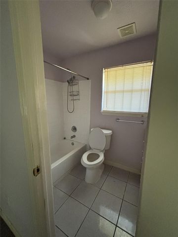 6159 Lyndhurst Drive, Houston, TX 77033