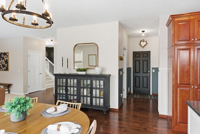 10512 Florida Avenue N, Brooklyn Park, MN 55445