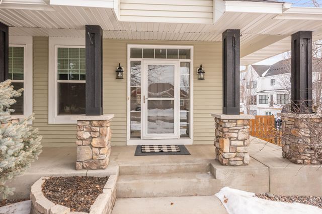 10512 Florida Avenue N, Brooklyn Park, MN 55445