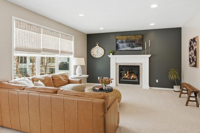 10512 Florida Avenue N, Brooklyn Park, MN 55445