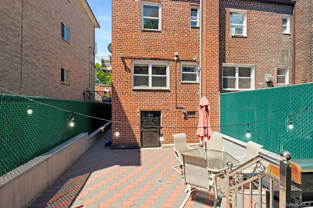 1822 Delancey Place, Bronx, NY 10462