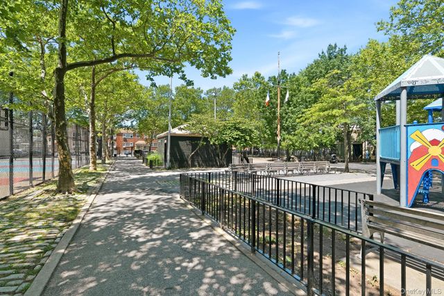 1822 Delancey Place, Bronx, NY 10462