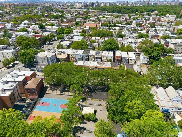 1822 Delancey Place, Bronx, NY 10462