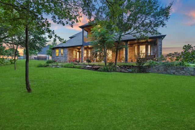 1090 Stone Trail Lane, Cross Roads, TX 76227