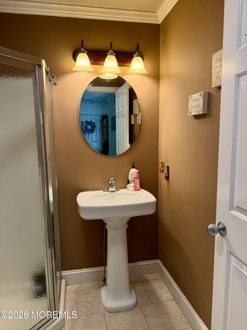 48 Messenger Court, Toms River, NJ 08753