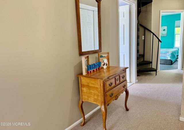 48 Messenger Court, Toms River, NJ 08753