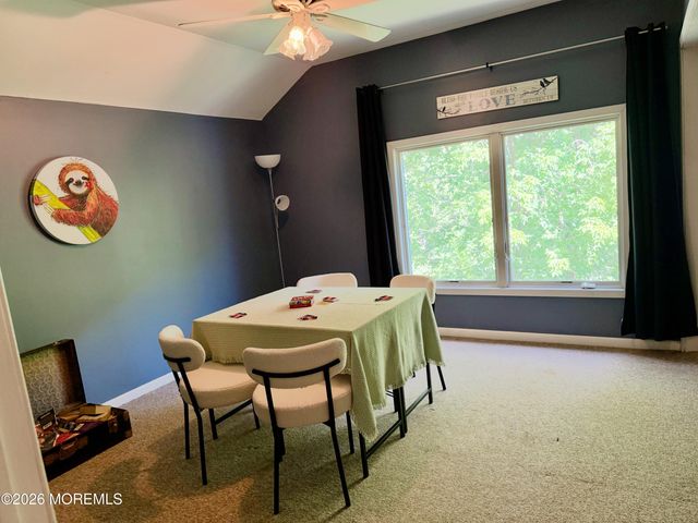 48 Messenger Court, Toms River, NJ 08753