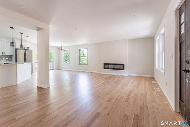 24 West Lakeview Road, Plymouth, CT 06782