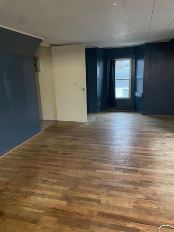 522 Walnut Street, Three Rivers, MI 49093