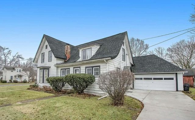 522 Walnut Street, Three Rivers, MI 49093