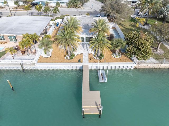 9020 GULF BOULEVARD, St Pete Beach, FL 33706