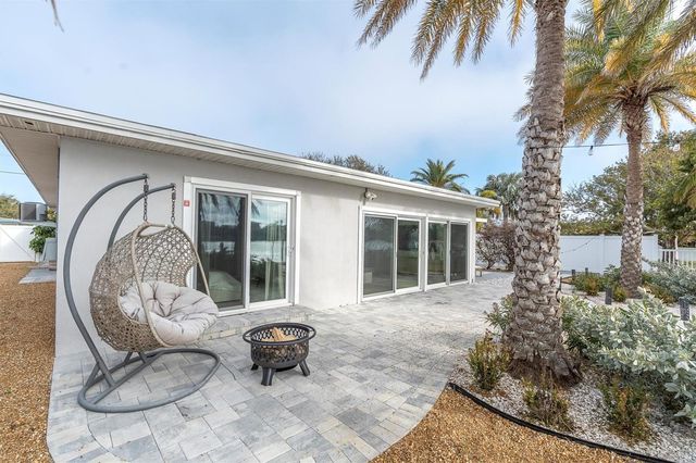 9020 GULF BOULEVARD, St Pete Beach, FL 33706