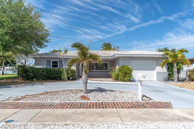 9020 GULF BOULEVARD, St Pete Beach, FL 33706