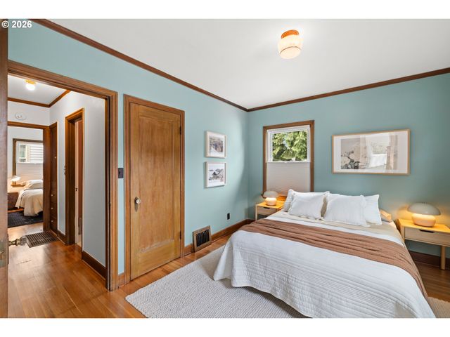 5615 Ne 14TH Ave, Portland, OR 97211