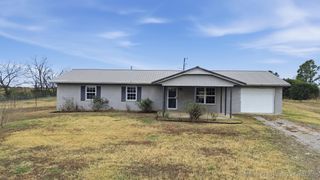 17200 S 255 Road, Okmulgee, OK 74447