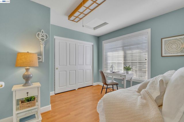 282 Del Valle Ct, Pleasanton, CA 94566