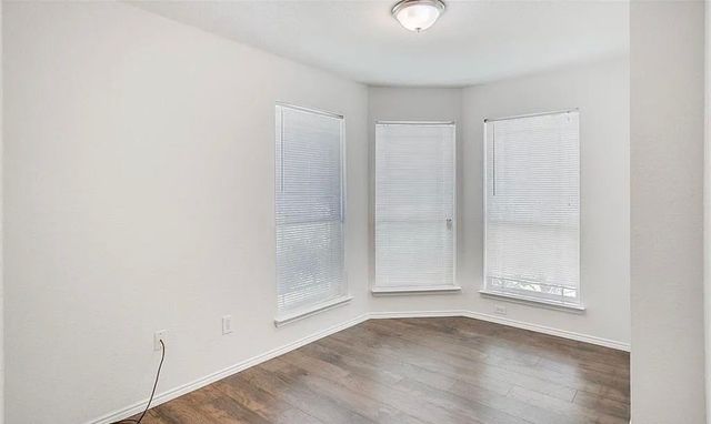 6414 Valleybrooke Court, Arlington, TX 76001