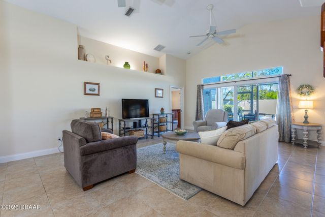 11 Faircastle Lane, Palm Coast, FL 32137