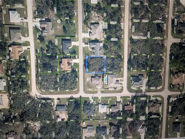 906 Replica Ave Avenue, Sebring, FL 33872