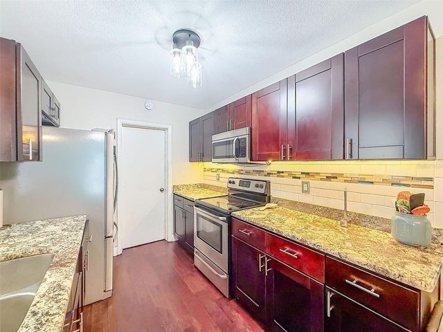 1469 MARJOHN AVE, Clearwater, FL 33756