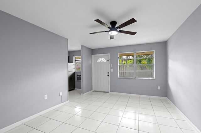 6125 SW 48th Court 3, Davie, FL 33314