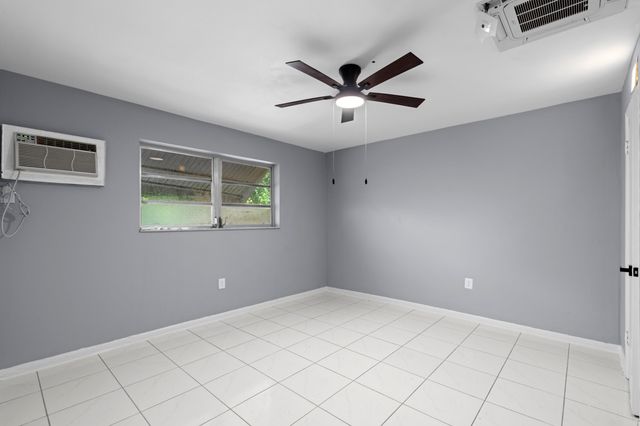6125 SW 48th Court 3, Davie, FL 33314