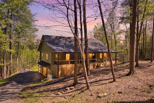594 Shawnee Trail, Chatsworth, GA 30705