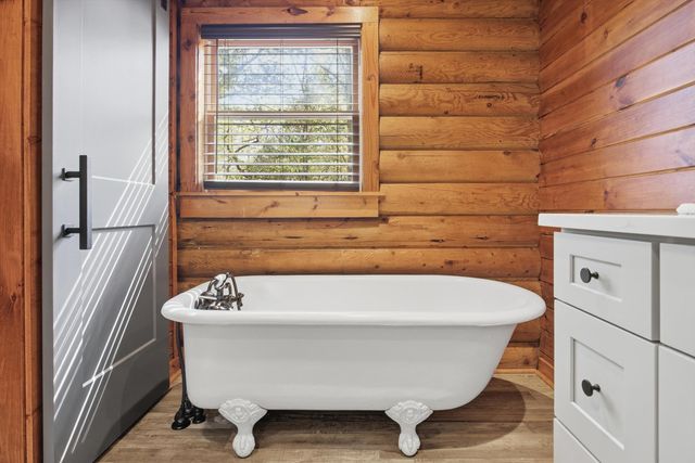 594 Shawnee Trail, Chatsworth, GA 30705