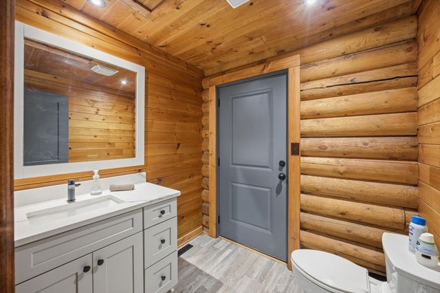 594 Shawnee Trail, Chatsworth, GA 30705