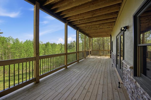 594 Shawnee Trail, Chatsworth, GA 30705