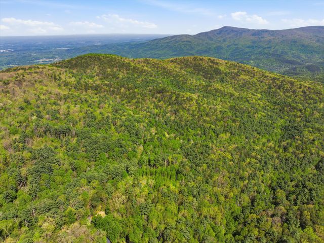 594 Shawnee Trail, Chatsworth, GA 30705