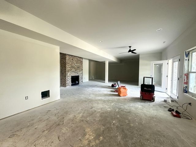 216 Brandenburg Way, Richmond, KY 40475
