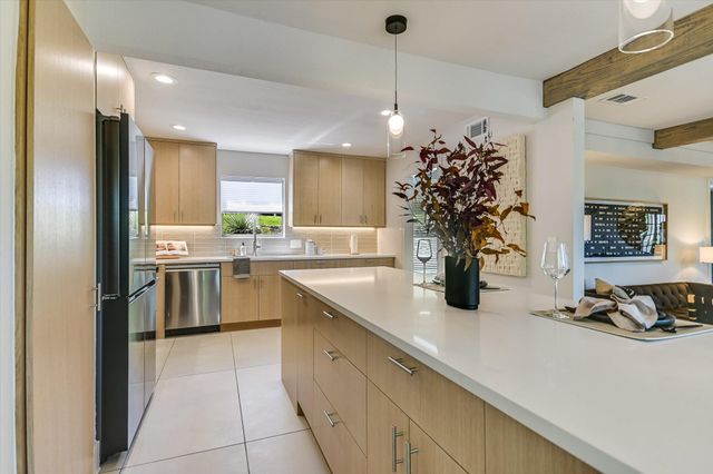 1923 Cypress PT W, Austin, TX 78746