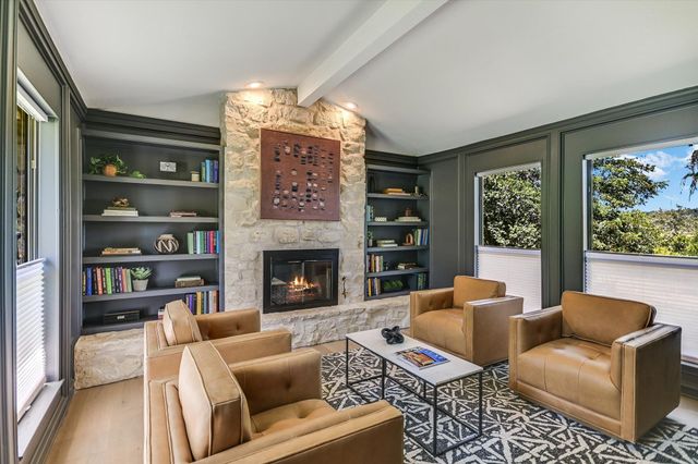 1923 Cypress PT W, Austin, TX 78746