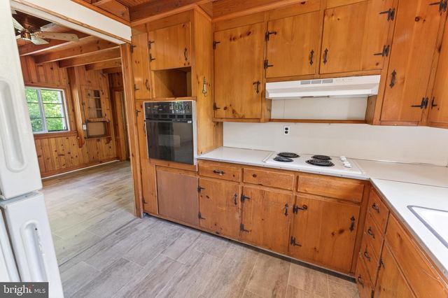 28266 RIVERSIDE DR, Fruitland, MD 21826