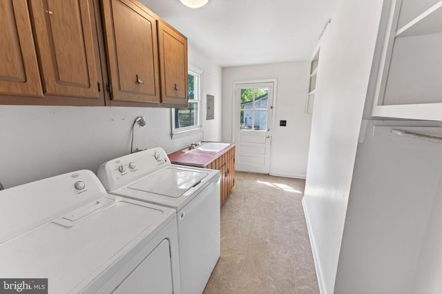 28266 RIVERSIDE DR, Fruitland, MD 21826