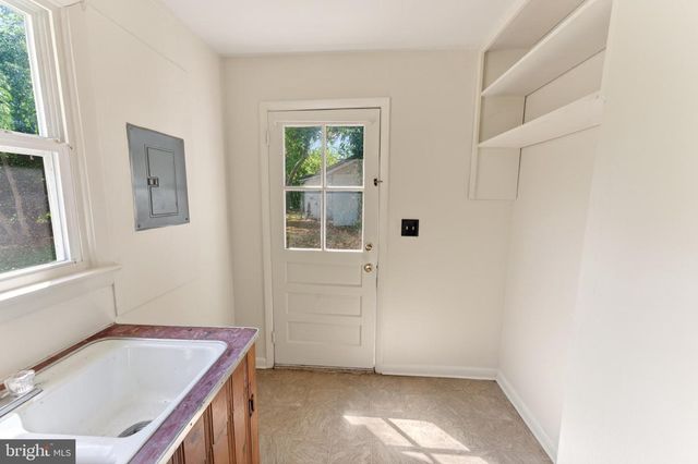 28266 RIVERSIDE DR, Fruitland, MD 21826