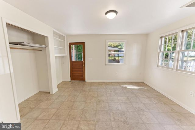 28266 RIVERSIDE DR, Fruitland, MD 21826