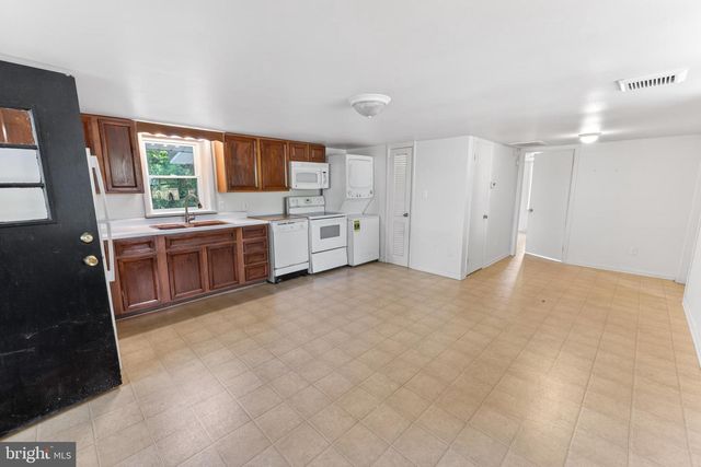 28266 RIVERSIDE DR, Fruitland, MD 21826