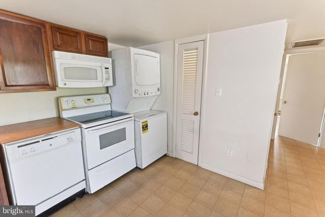 28266 RIVERSIDE DR, Fruitland, MD 21826