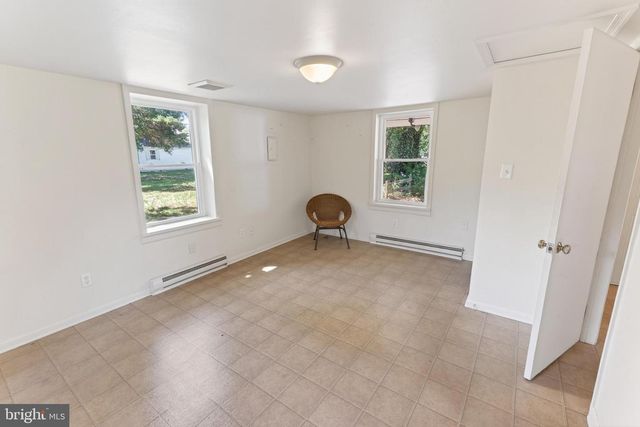 28266 RIVERSIDE DR, Fruitland, MD 21826