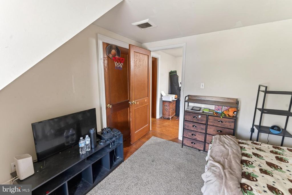 Image 39 of property listing at 28266 RIVERSIDE DR, Fruitland, MD 21826