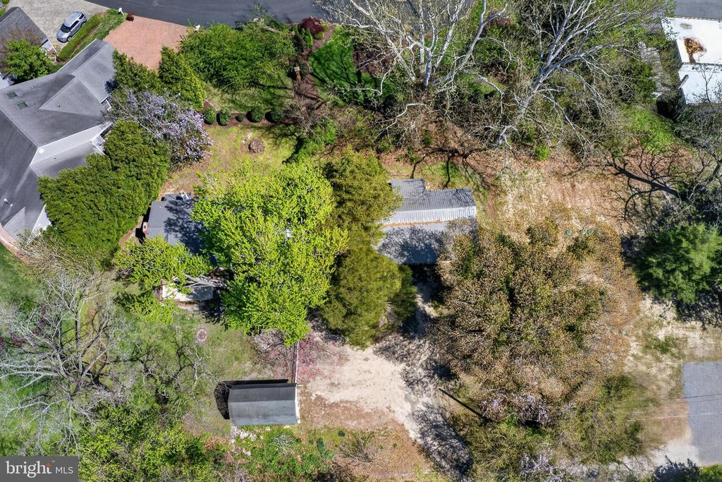 Image 50 of property listing at 28266 RIVERSIDE DR, Fruitland, MD 21826