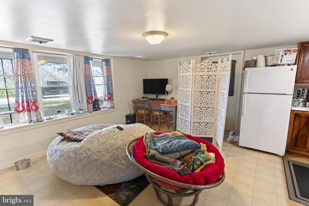 Image 62 of property listing at 28266 RIVERSIDE DR, Fruitland, MD 21826