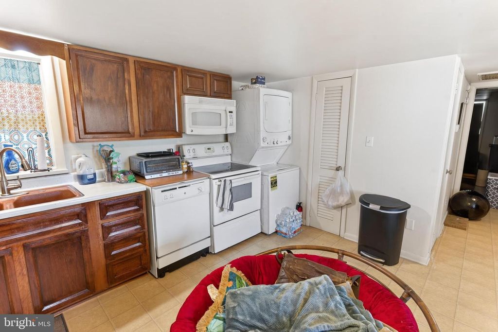 Image 66 of property listing at 28266 RIVERSIDE DR, Fruitland, MD 21826